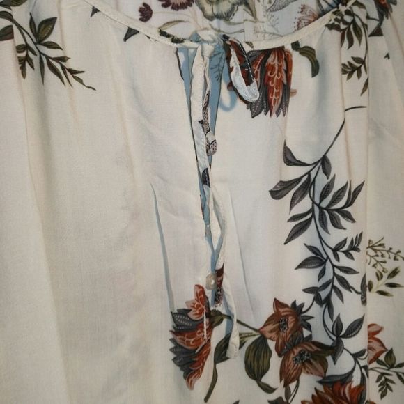 Cleo summer long sleeved top size med - Picture 2 of 7